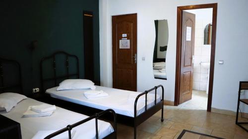 Taxi Hostel Taxi Hostel