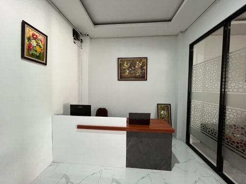 ล็อบบี้, Urbanview Syariah near Stadion Manahan Solo near สวนบาเลกัมบัง