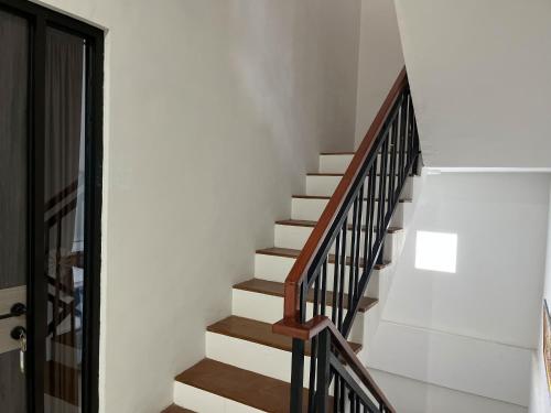 บริการและสิ่งอำนวยความสะดวก, Urbanview Syariah near Stadion Manahan Solo near สวนบาเลกัมบัง