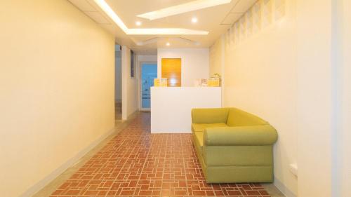 大堂, 瑞德多兹 @ EBM萬大樓 (RedDoorz @ EBM One Building) in 帕維亞