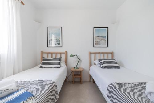 BiniVento- Lovely villa with pool near the beach BiniVento- Lovely villa with pool near the beach