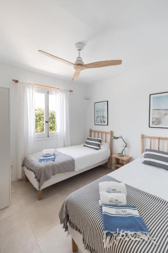 BiniVento- Lovely villa with pool near the beach BiniVento- Lovely villa with pool near the beach