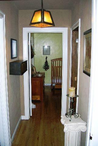 Exquisitely Remodeled With Hot Tub, Walk To Main St in Bozeman, USA