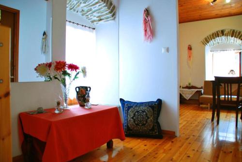 Sleeps 5