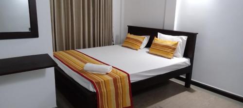 Five-Bedroom House image 10