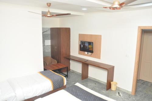 Besuge comforts in พัสวนาฮัลลี