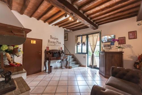 Regina Rooms Pisa 3
