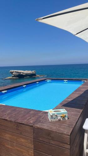 Piscina, Golden Stone Beach in Halat