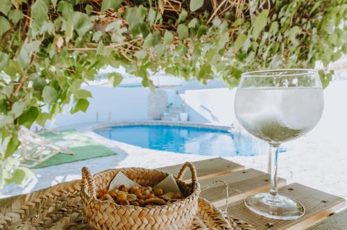 Slow House Green Villa in Campina