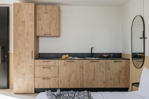 Marea Luxury Suites - image 2
