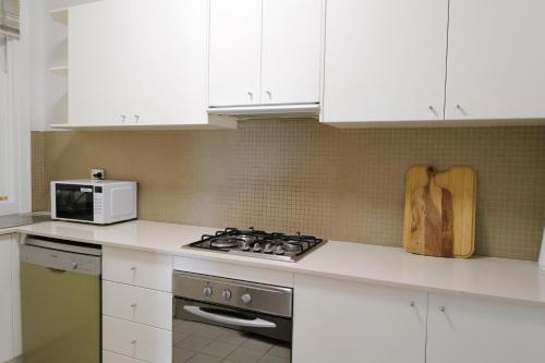 Apartment in Darlinghurst - image 12
