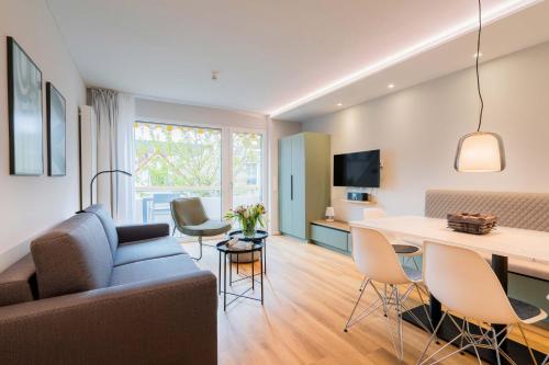 One-Bedroom Apartment with Balcony