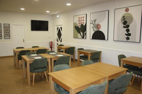 Hotel Ribadouro in อลิโย