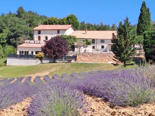 Domaine de Prefaissal chambre d'hôte Creisset