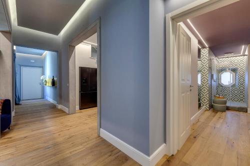 Prestige Penthouse with private Spa Gym and Terrace by Mamo Florence - image 13