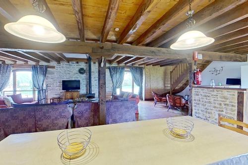 Közös társalgó / TV, Domaine de Montanty in Gramat