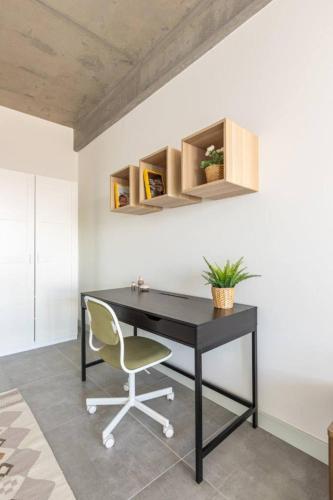 Gorgeous Bright Cool 1BD Residence Views! #359 - image 13