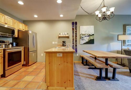 Tm325 Tucker Mountain Condo in Copper Mountain, USA