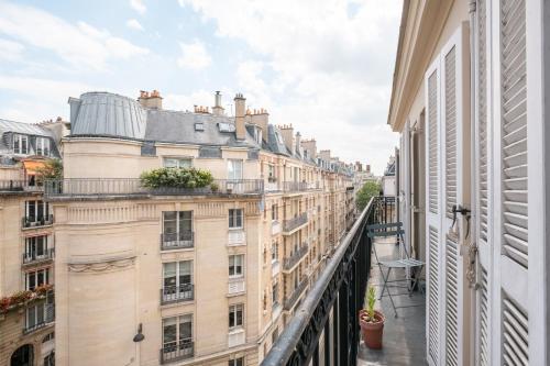 Veeve - Auteuil Refinement - image 12