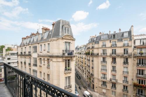 Veeve - Auteuil Refinement - main image