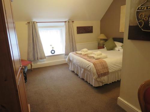Ganton Greyhound Inn - image 13