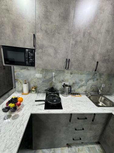 ห้องครัว, Tropical garden apartments in ชาควี