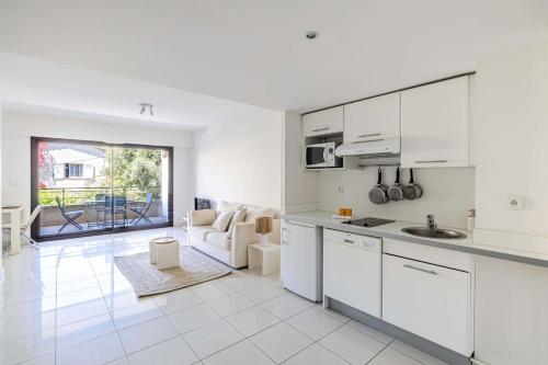 Charming 1 bedroom flat with balcony/pool - Cannes in 普拉多共和