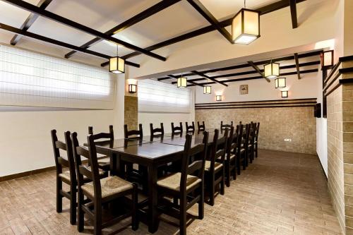 Best Western Central Hotel - image 7
