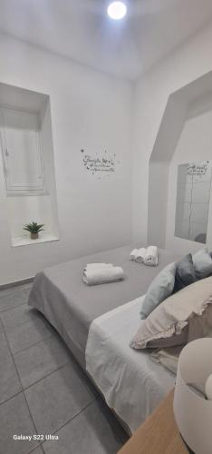 Castello Ursino house 1