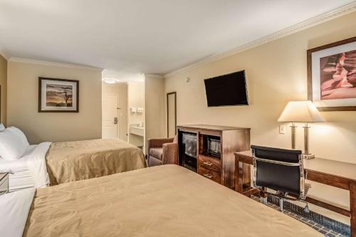Quality Inn Ozona I-10 - image 5