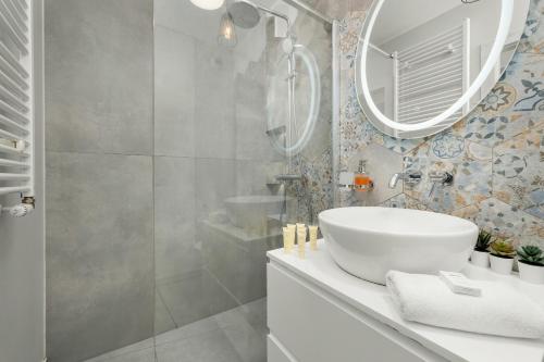 Apartament Blisko Rzeki Tuż przy Porcie we Wrocławiu z Parkingiem by Noclegi Renters, Breslau (Foto 4)