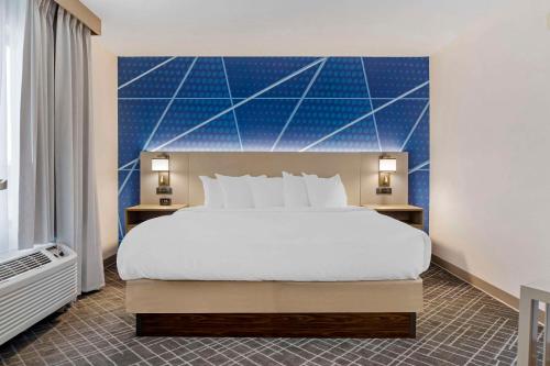 Hampton Inn Rapid City - image 6