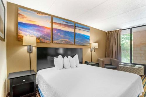 Days Inn by Wyndham Wilkesboro - image 2