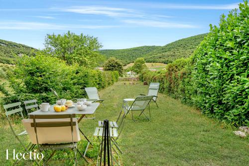 Mas La Miellerie - Charme Authentique et Nature in Simiane-la-Rotonde