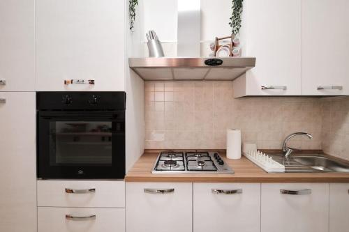 Penthouse 200 meters from metro Wi-Fi and AC, Roma (foto 9)