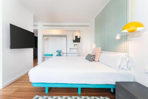 Superior Junior Suite image 6