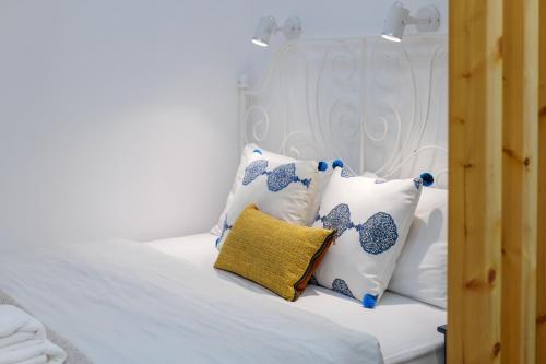 Sea Vibes In The City Center VIPGreece