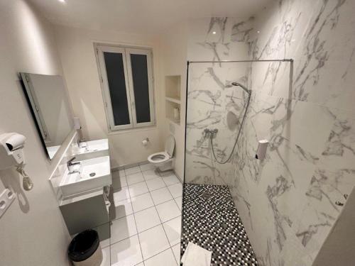 Hotel Richmond Gare du Nord - image 2