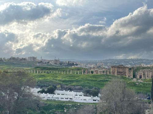 . زهرة المدائن