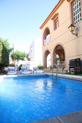 Chalet con piscina en el Mareny gîte à louer Mareny de San Lorenzo