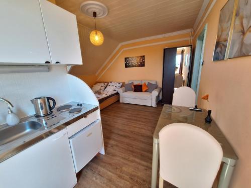 Palvelut, Sylvia Apartman in Balatonalmádi