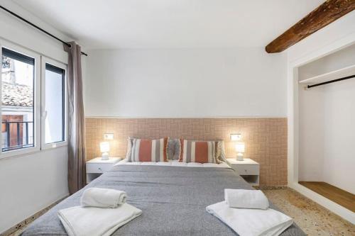 Onil Reformed Petfriendly Home with WIFI in Onil