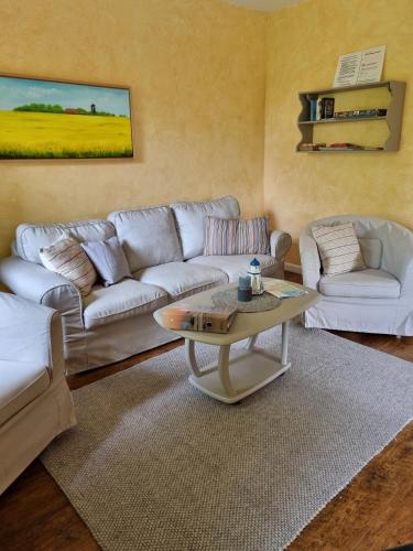 Apartment image 4