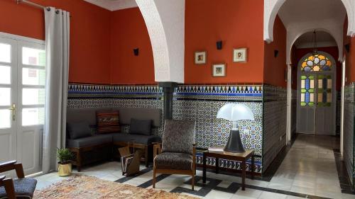 Shared lounge/TV area, villazancot in Marshan