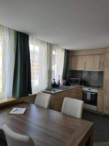 FeWo D´Rock Arosa Budget Ferienwohnung in Arosa