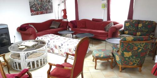 Istaba viesiem, Welcome to Cogners in St-Georges-De-La-Couee