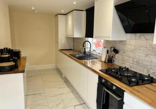 Glasgow Central Paradise - Spacious 3- Bed House, Glasgow (photo 10)
