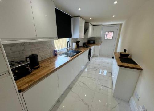 Glasgow Central Paradise - Spacious 3- Bed House, Glasgow (photo 8)