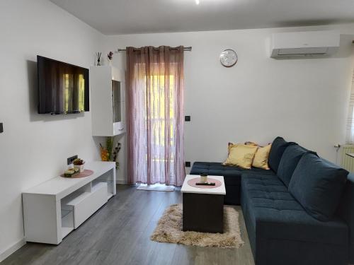 บริการและสิ่งอำนวยความสะดวก, Happy Moments 2 in ตราโคสชัน