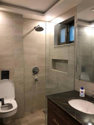 2 Bedroom Luxury Apartment - The Opus Luxury Residences by Book N Rent - image 3